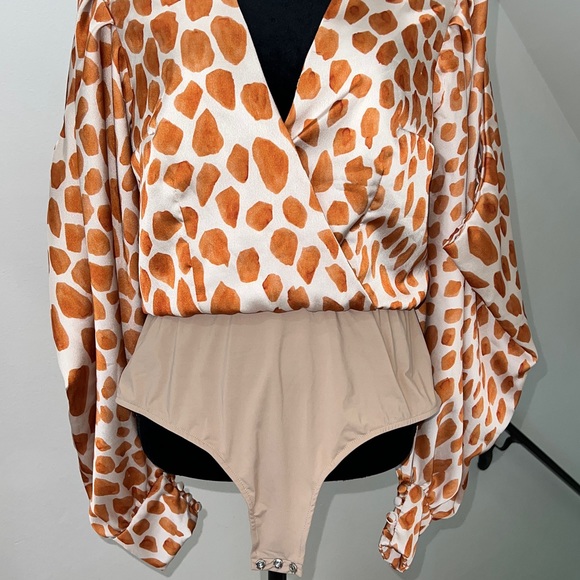 PATBO Margot Printed Bodysuit - Picture 6 of 16